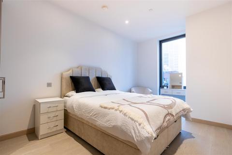 2 bedroom apartment to rent, Legacy Building, Embassy Gardens, SW11