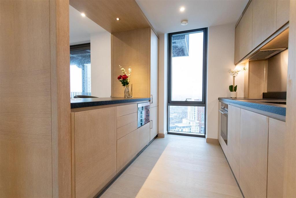 Kitchen (1 of 1).jpg