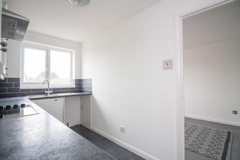 1 bedroom flat for sale, Spruce Avenue, Waterlooville, PO7 8HR