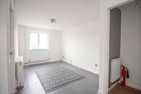 1 bedroom flat for sale, Spruce Avenue, Waterlooville, PO7 8HR