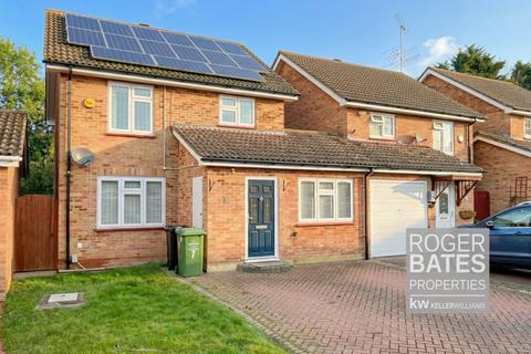 undefined, Roosevelt Road, Laindon, Basildon, SS15