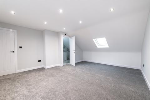 180 Colyer Road, Northfleet, Gravesend, DA11 8AS
