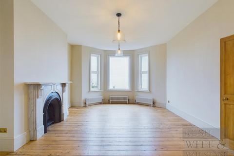 3 bedroom maisonette for sale, St. Pauls Place, St. Leonards-On-Sea