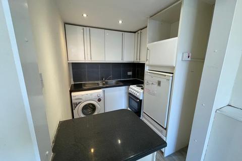 1 bedroom flat to rent, Balgair Terrace, Budhill