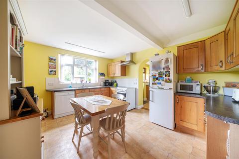 3 bedroom detached house for sale, Cleat Hill, Bedford