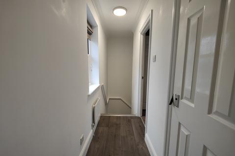 45 Calcott Park, Yateley, GU46 6JJ