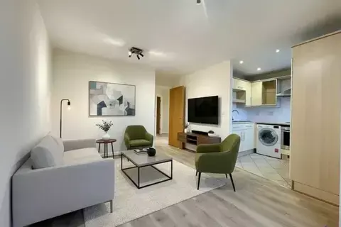 undefined, Hemnall Street, Epping CM16