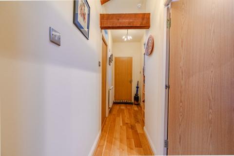 undefined, Dawsons Court, Settle BD24