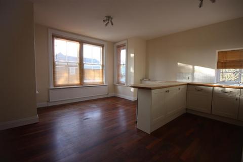 2 bedroom apartment to rent, The Street, Guildford GU4