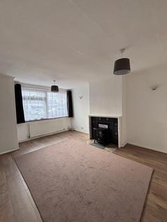 3 bedroom ground floor maisonette to rent, Lambscote Close, Shirley B90