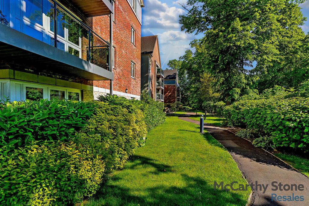 Broadfield Court