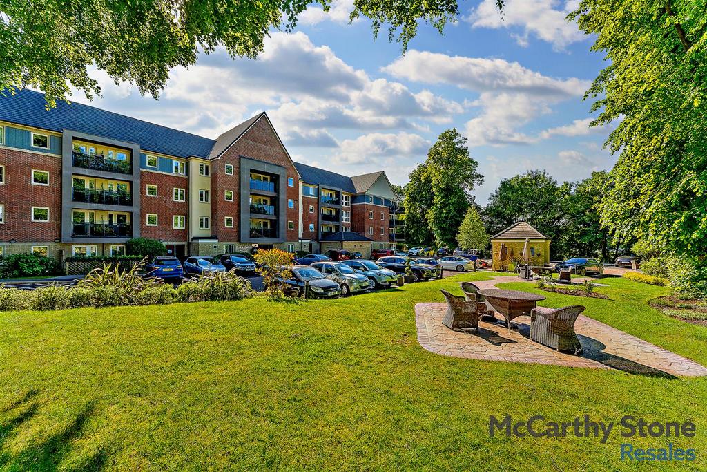 Broadfield Court