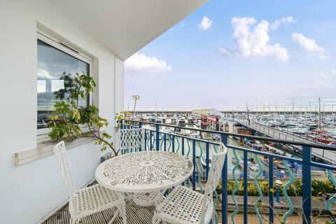 3 bedroom duplex for sale, The Strand, Brighton Marina Village, Brighton