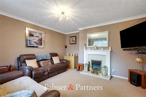 3 bedroom end of terrace house for sale, Prince Philip Road, Colchester, Essex, CO2