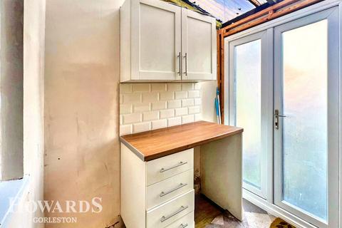 2 bedroom terraced house for sale, Trafalgar Road East, Gorleston