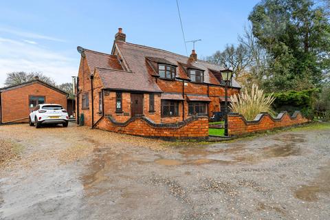 4 bedroom farm house for sale, Ted Pitts Lane, Coventry, CV5