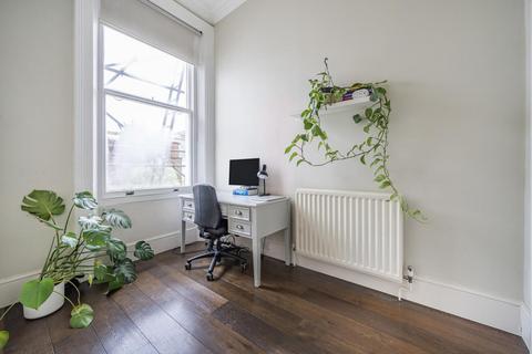5b Belsize Crescent, London, NW3 5QY
