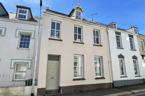 19th-century mid-terrace townhouse