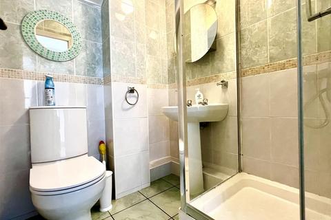 5 bedroom townhouse for sale, 19th-century mid-terrace townhouse