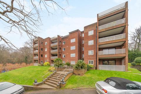 2 bedroom flat to rent, Forest Close, Chislehurst, BR7