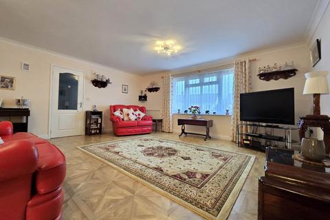 3 bedroom bungalow for sale, Beuvron Close, Woolsery