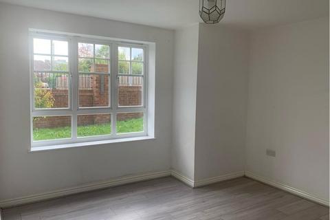 2 bedroom apartment to rent, Manchester, Manchester M22