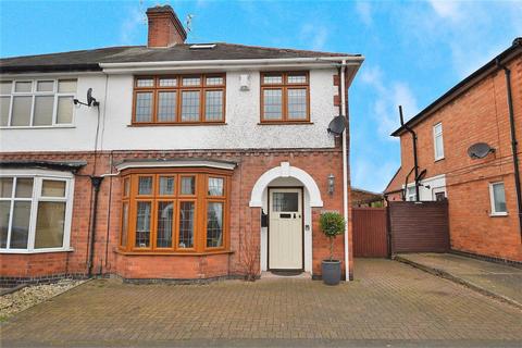 3 bedroom semi-detached house to rent, Windsor Avenue, Glen Parva, Leicester, LE2 9TQ