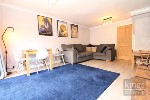 92 Bynghams, Harlow, CM19 5NT
