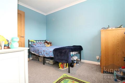 92 Bynghams, Harlow, CM19 5NT