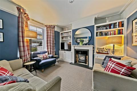 21 Heathfield North, Twickenham, TW2 7QN