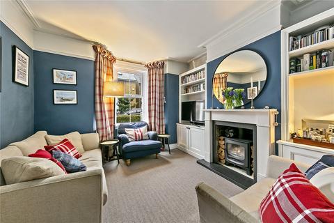 21 Heathfield North, Twickenham, TW2 7QN
