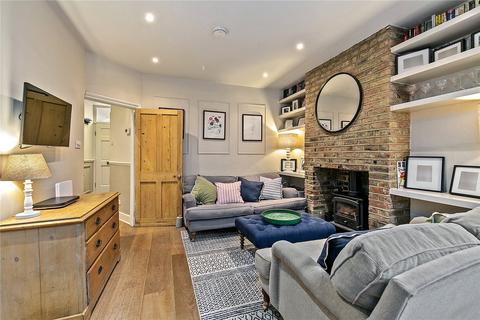 21 Heathfield North, Twickenham, TW2 7QN