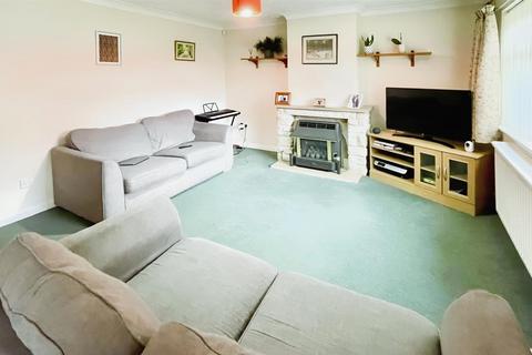 3 bedroom detached bungalow for sale, Acacia Avenue, Verwood