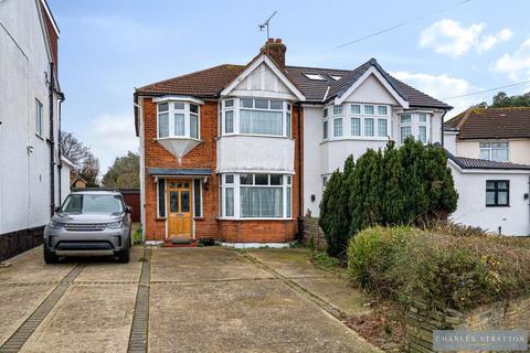 4 bedroom semi-detached house for sale, Park End Road, Romford