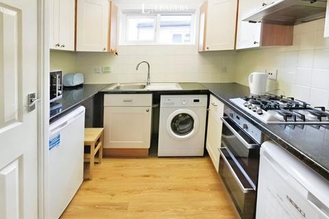 2 bedroom apartment for sale, Portswood Road, Southampton, Hampshire