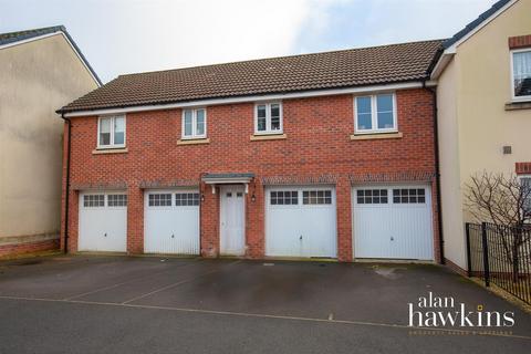 2 bedroom coach house for sale, Buxton Way, Royal Wootton Bassett