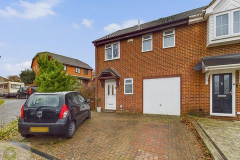 3 bedroom semi-detached house for sale, Morland Drive, Strood, Rochester ME2 3LW