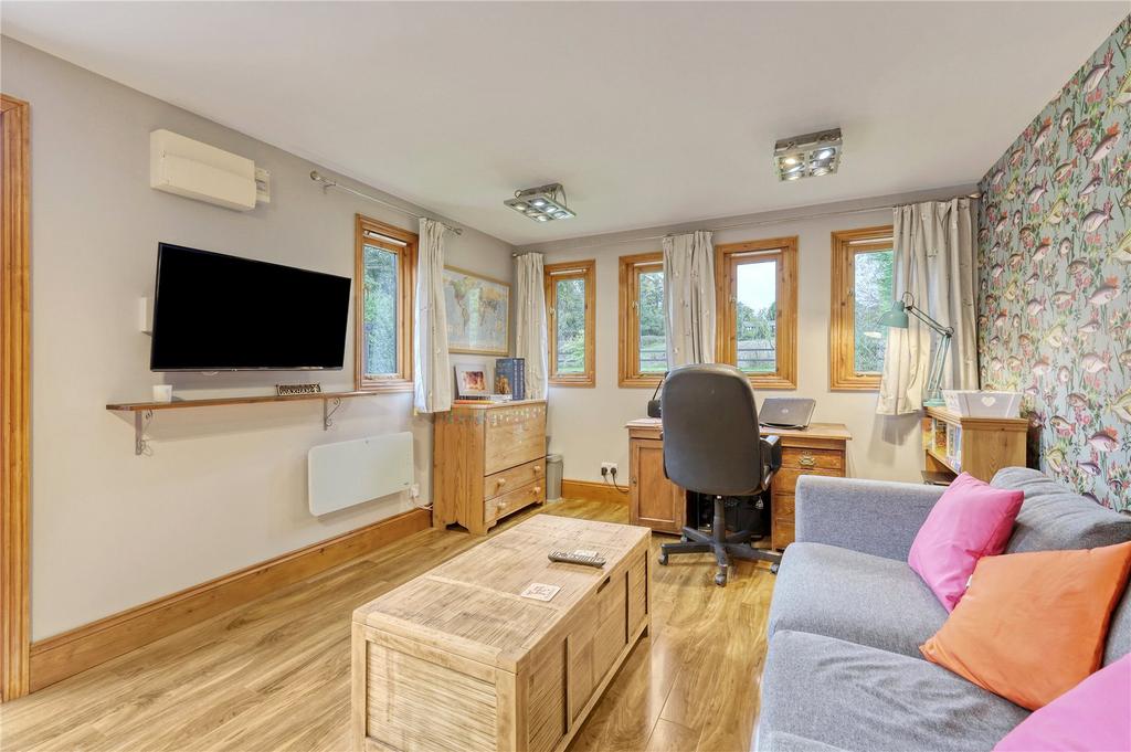Snug/Office
