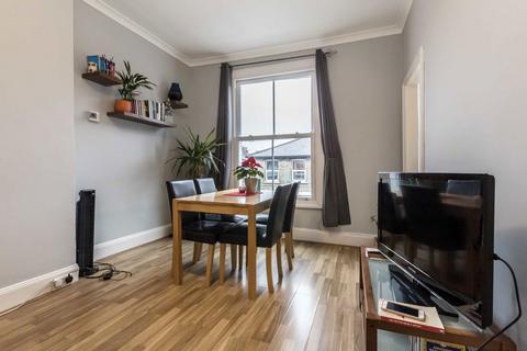 1 bedroom flat to rent, Devonshire Road, London W4