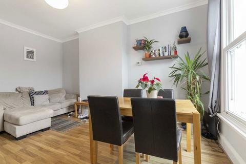 1 bedroom flat to rent, Devonshire Road, London W4