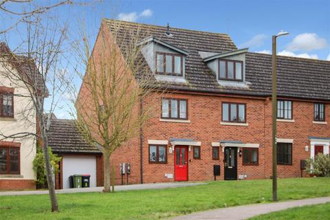 3 bedroom terraced house for sale, Miserden Crescent, Westcroft, Milton Keynes