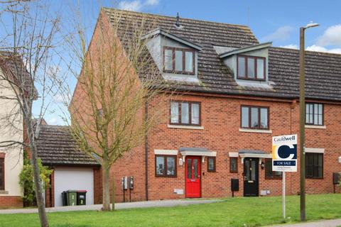 3 bedroom terraced house for sale, Miserden Crescent, Westcroft, Milton Keynes