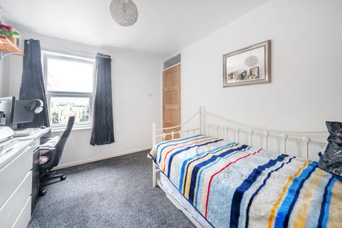 33 Howerts Close, Warsash, Southampton, SO31 9JR