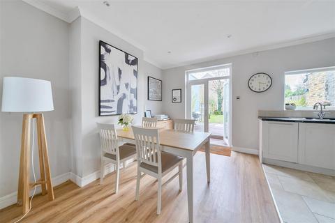 2 bedroom terraced house for sale, Kings Road, Long Ditton, Surbiton