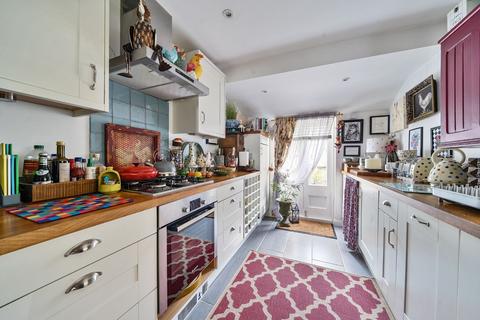 2 bedroom terraced house for sale, Woodnesborough Road, Sandwich, Kent, CT13