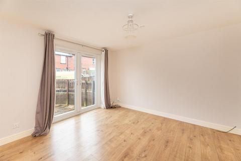 2 bedroom end of terrace house for sale, Shirley Close, Otley LS21