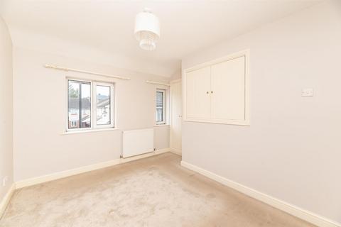 5 Shirley Close, Otley, LS21 1HF