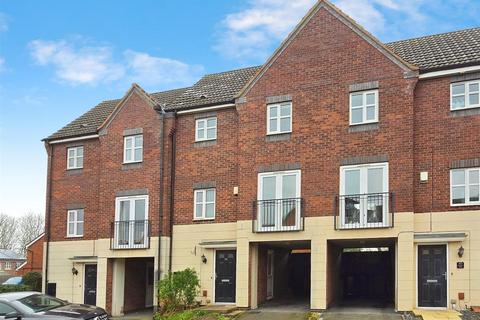 3 bedroom terraced house for sale, Girton Way, Mickleover