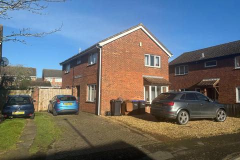 4 bedroom detached house for sale, Beaumont Drive, Cherry Lodge, Northampton NN3