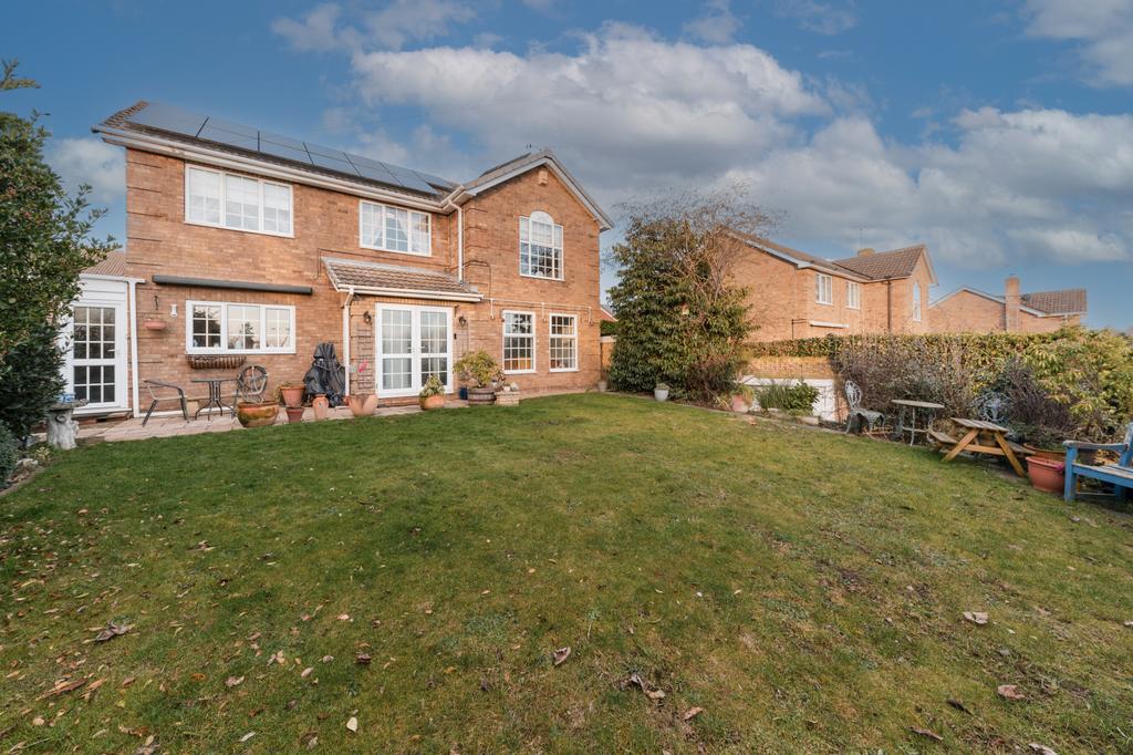 * Final opportunity to buy * Large 4 Bedroom